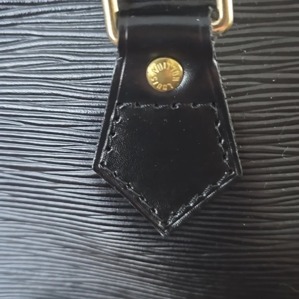 Louis Vuitton Epi Speedy 30 - Picture 11 of 14